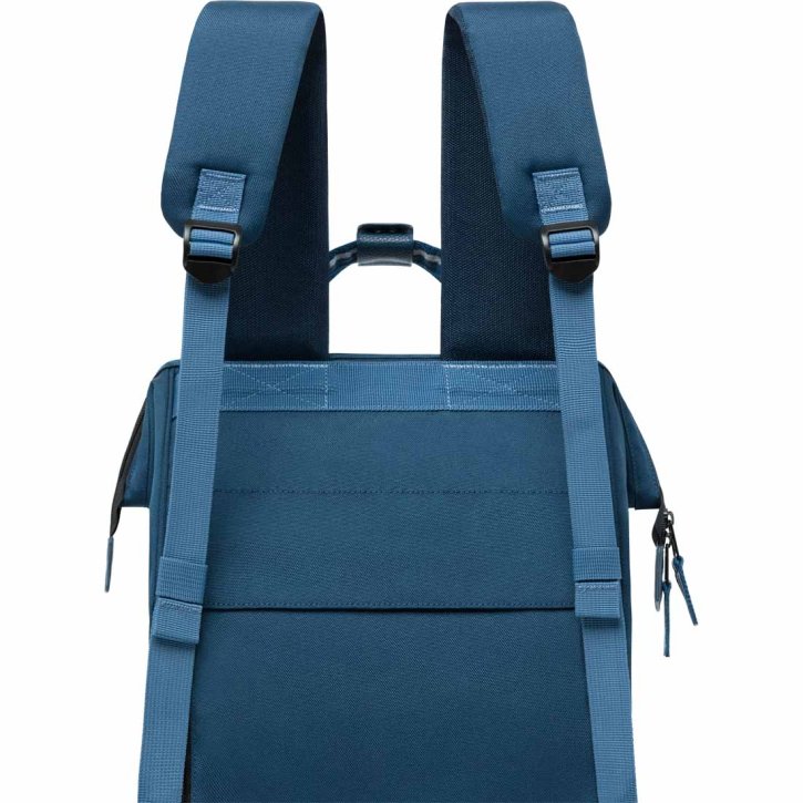 CABAIA Adventurer M Bratislava Day Pack navy